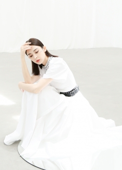 古力娜扎清秀写真手机壁纸