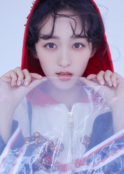 何泓姗唯美写真手机壁纸