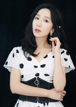 娄艺潇唯美写真高清手机壁纸