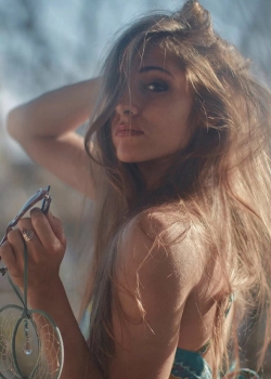 欧美美女气质写真手机壁纸