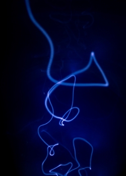 蓝色流光创意手机壁纸