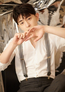 邓伦雅痞帅气时尚写真图片