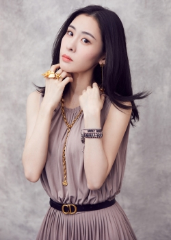 张碧晨温婉优雅写真图片