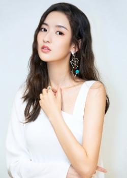 王玉雯清新优雅活动写真图片