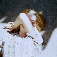 伤感欧美的女生qq头像 你会不会想起我我对你的迁就