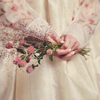 上半身头像不露头女生欧美头像 没有谁能读懂谁的心