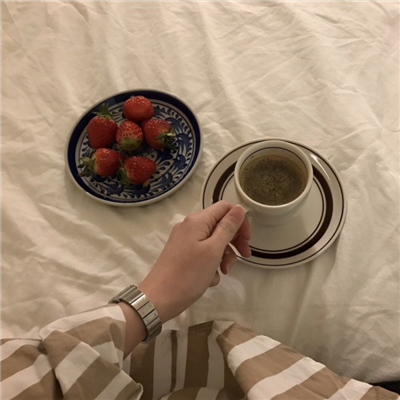 欧美性冷淡风头像高清大图最新2025 遇见你才不会胆怯的后退