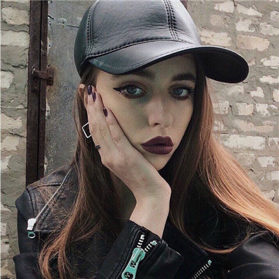 女生超拽2025霸气欧美头像大全 人丑嘴不甜长得危险还没钱