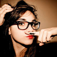 欧美个性头像2025 最感动莫过于你走时一句不要走