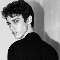 欧美男生头像霸气2025 我够不到你可是又不想退出