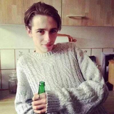 欧美帅哥头像阳光高清2025最新 不知我苦衷就别劝我大度