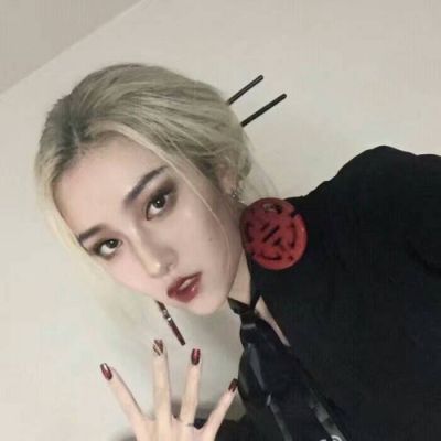 欧美帅气女生头像精选 睁着眼我看不见你闭上眼全是你