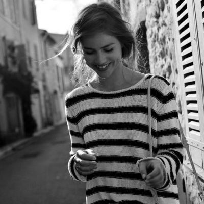 欧美头像女生黑白时尚2025最新 遇见你是所有故事的开始