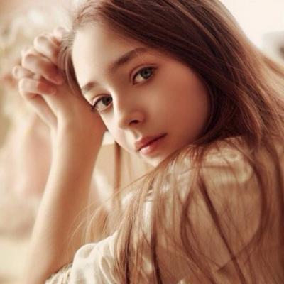 2025欧美女生头像唯美小清新高清图片 不是没你不行而是有你更好