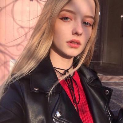 2025欧美头像女生霸气高冷有气质 喜欢你是我做过最好的事