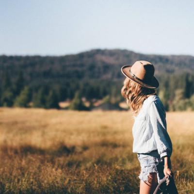 2025欧美女生头像唯美浪漫高清图片 时间回不到开始的地方