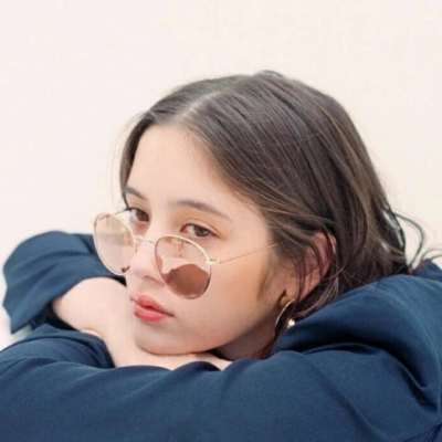 2025qq头像女生欧美范干净清新高清图片 被爱的人都是祖宗