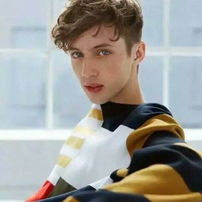 2025欧美男生头像超级帅气有个性 没必要对每个人都有说有笑