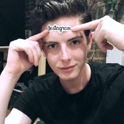 2025最火爆的微信头像霸气欧美男 我路过人间路过地狱也路过你