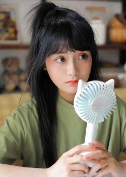 清纯高马尾少女养眼唯美写真图片