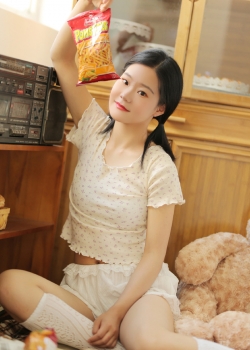 可爱萝莉美少女长腿诱惑写真图片