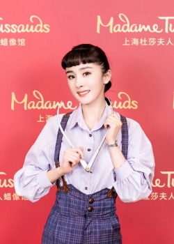 杨幂蜡像入驻上海杜莎高清图片