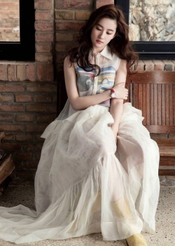 刘亦菲杂志封面迷幻性感时尚大片写真