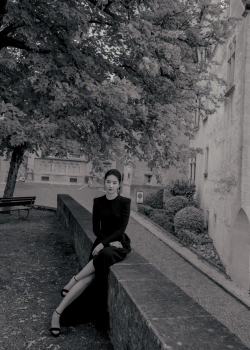 刘亦菲柔美性感写真图片