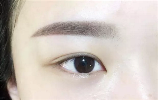 轻氧眉和雾眉的区别 氧气眉和雾眉的区别