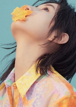 张子枫唯美时尚写真高清手机壁纸图片