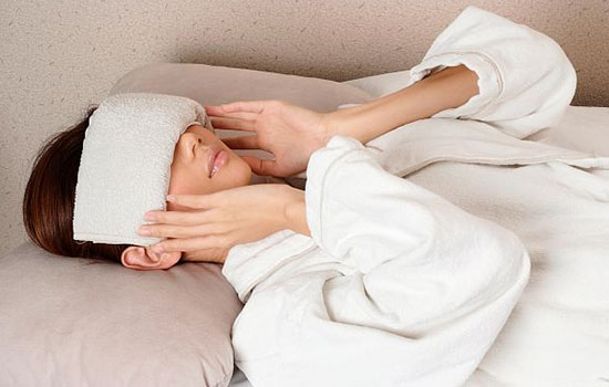 晚上做热敷脸正确方法 做热敷脸的方法