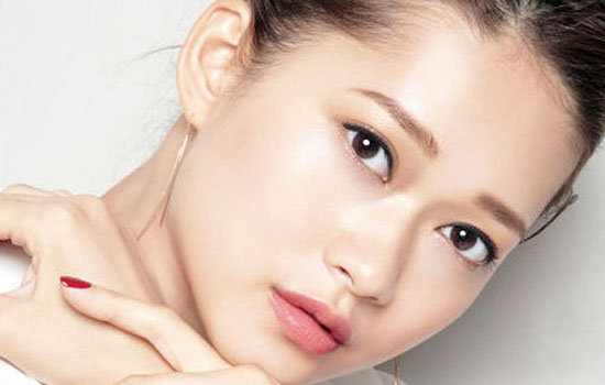 玻尿酸能代替精华液吗 玻尿酸能不能代替精华液