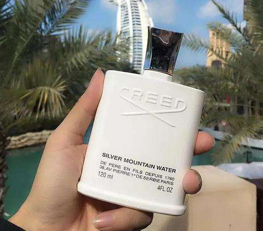 男人用什么香水 男人用什么香水最好闻