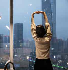 4o岁女人适合什么发型 40岁女人适合的短发