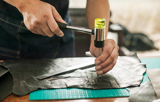 皮衣破了怎么修补 皮衣破了怎么补救