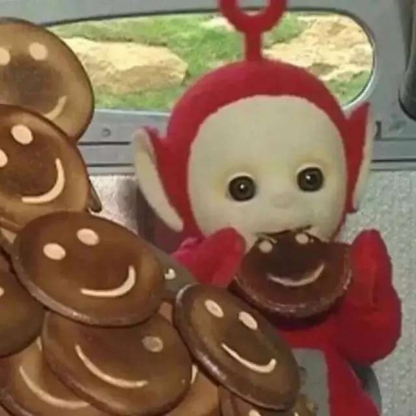 江酒/可爱沙雕的头像/有人提着酒瓶 摇摇晃晃对月亮说我想你.