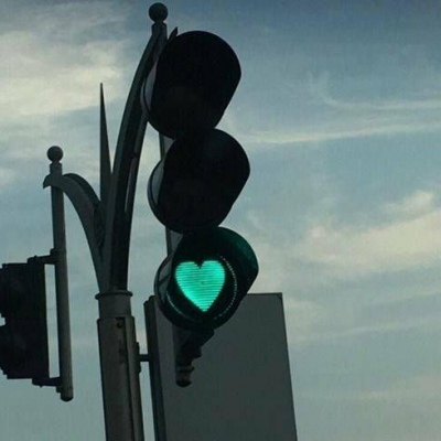 念七 路灯  等候，前行，都是爱你的形状