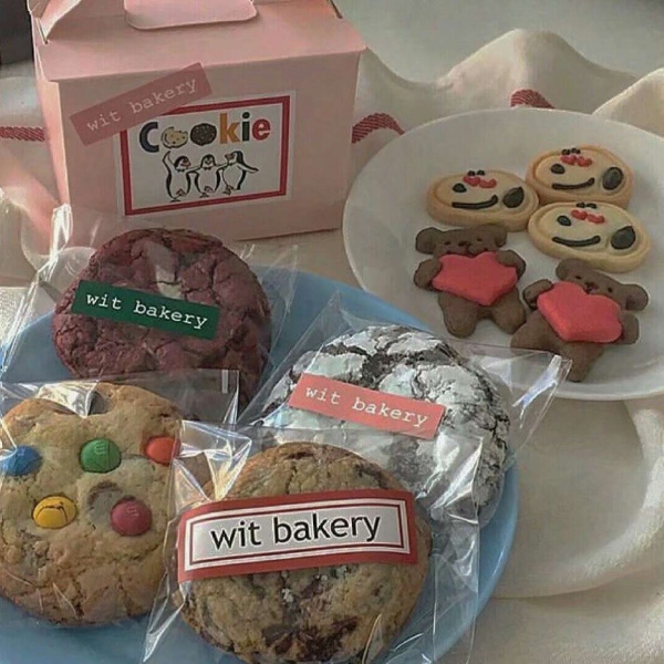 清新甜品图/少女的裙摆要撑得起所有的温柔和可爱.