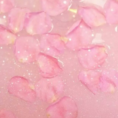 伊苒/壁纸/个性名片背景.  粉色唯美.少女心爆棚.