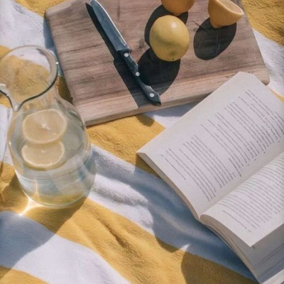 苏瓷:简约唯美背景（白色系 清新 简约 唯美 风景）