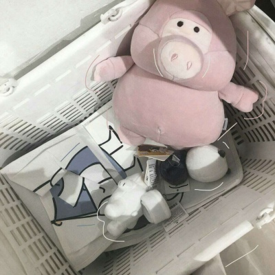 林七七/背景图/ 有得也有失，生活就是如此。