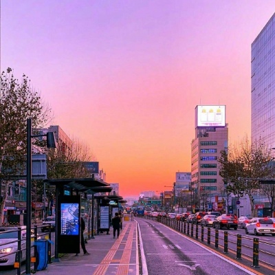 莫稚♡ 但愿所有的努力都不会白费，但愿纷扰过后能够梦想成真。