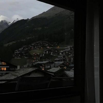 今日背景图 唯美