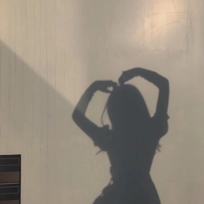 顾羽书.  你与星光同样浪漫－背景图