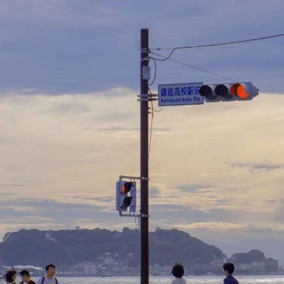 如果你错过了秋天的日暮 便会迎来冬天的麋鹿