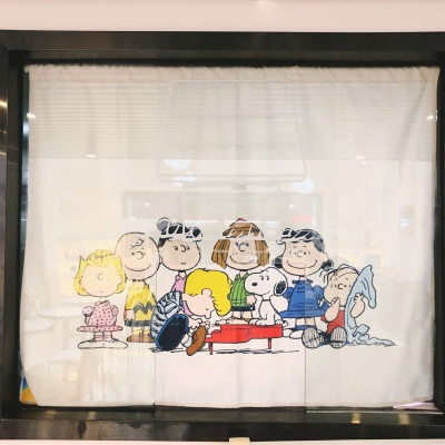 皆甜:背景图/“她笑得那么开心 怎么就抑郁了呢。”