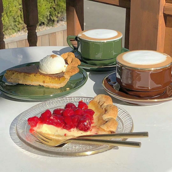 白灏宇:风景静物头像/甜点/饮料/人间城里皆是众生，难逃世俗