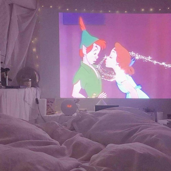 江奕/唯美浪漫温馨家具背景图/有的人表达爱的方式就是一直陪伴着你