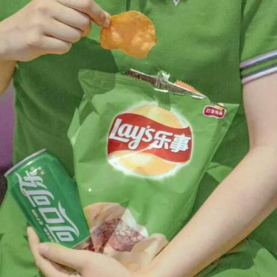 颜色.得成比目何辞死，愿作鸳鸯不羡仙♡