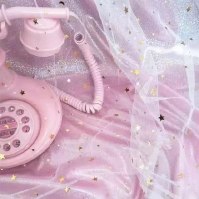 少女心背景。 想变成雪这样就可以落在先生的肩上了